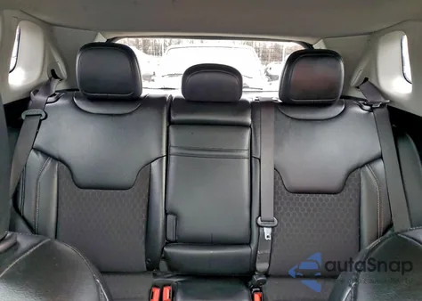 2020 Jeep Compass Latitude z USA, uszkodzony, nr VIN 3C4NJDBB6LT112379